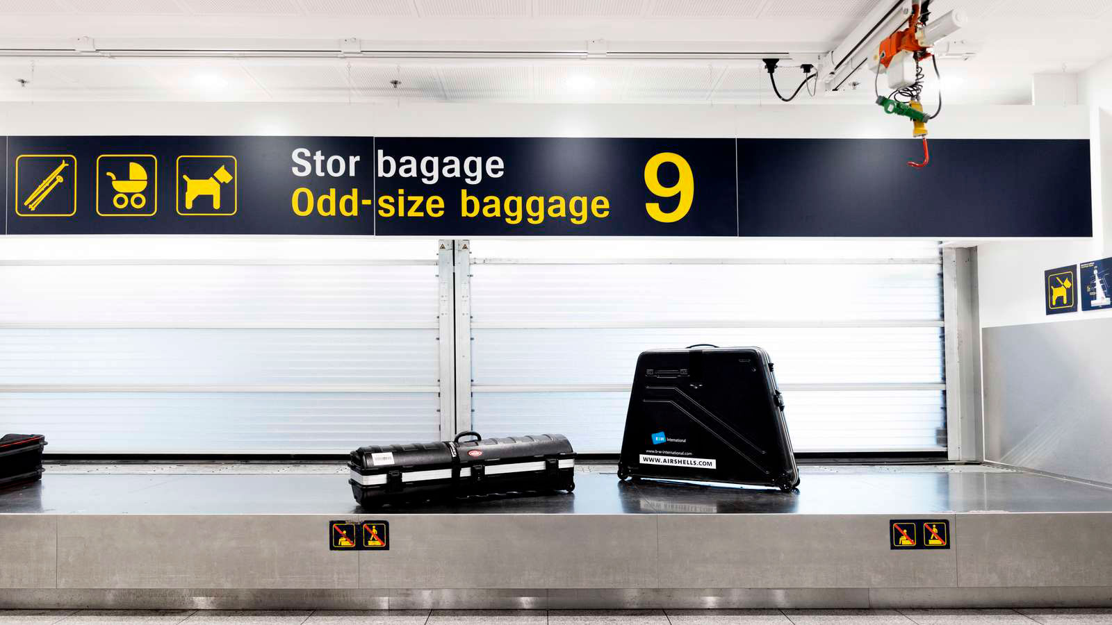 Lost luggage store copenhagen airport