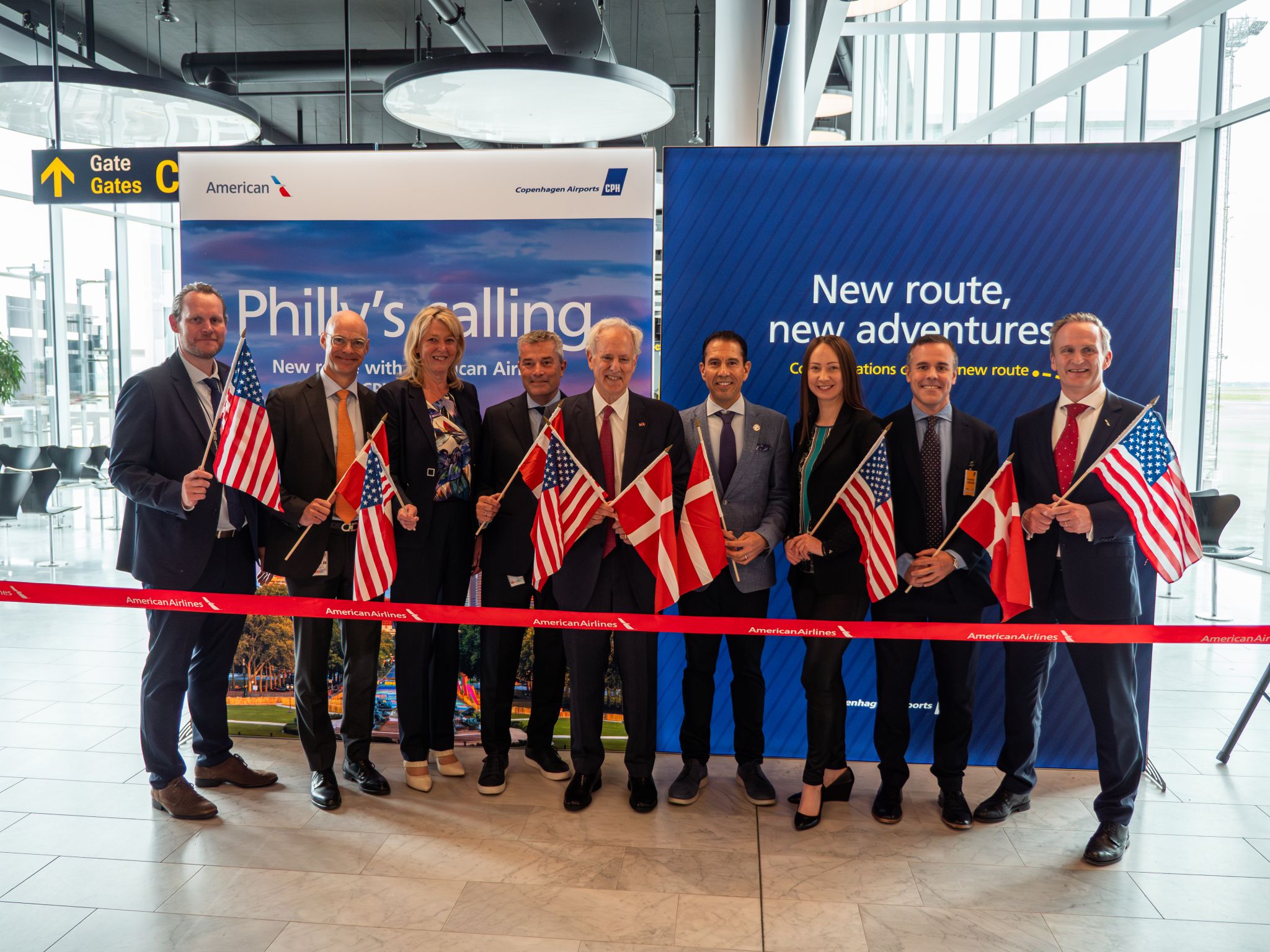 American Airlines celebrated the new route to Philadelphia